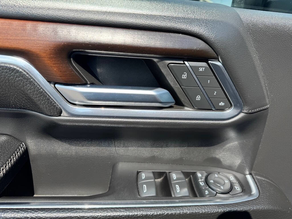 Used 2024 GMC Sierra 2500 Denali w/ Denali Reserve Package image 13