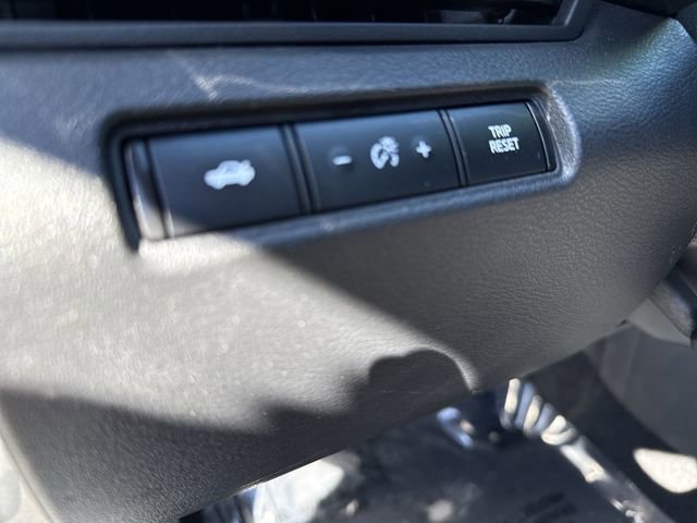 Used 2023 Nissan Altima 2.5 SV image 17