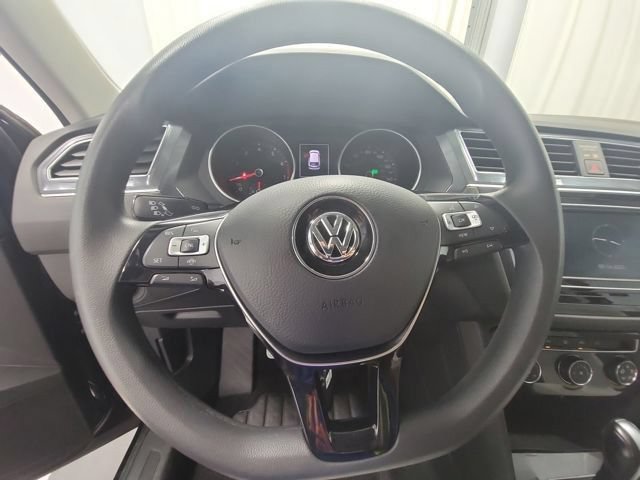 Used 2021 Volkswagen Tiguan S FWD image 8