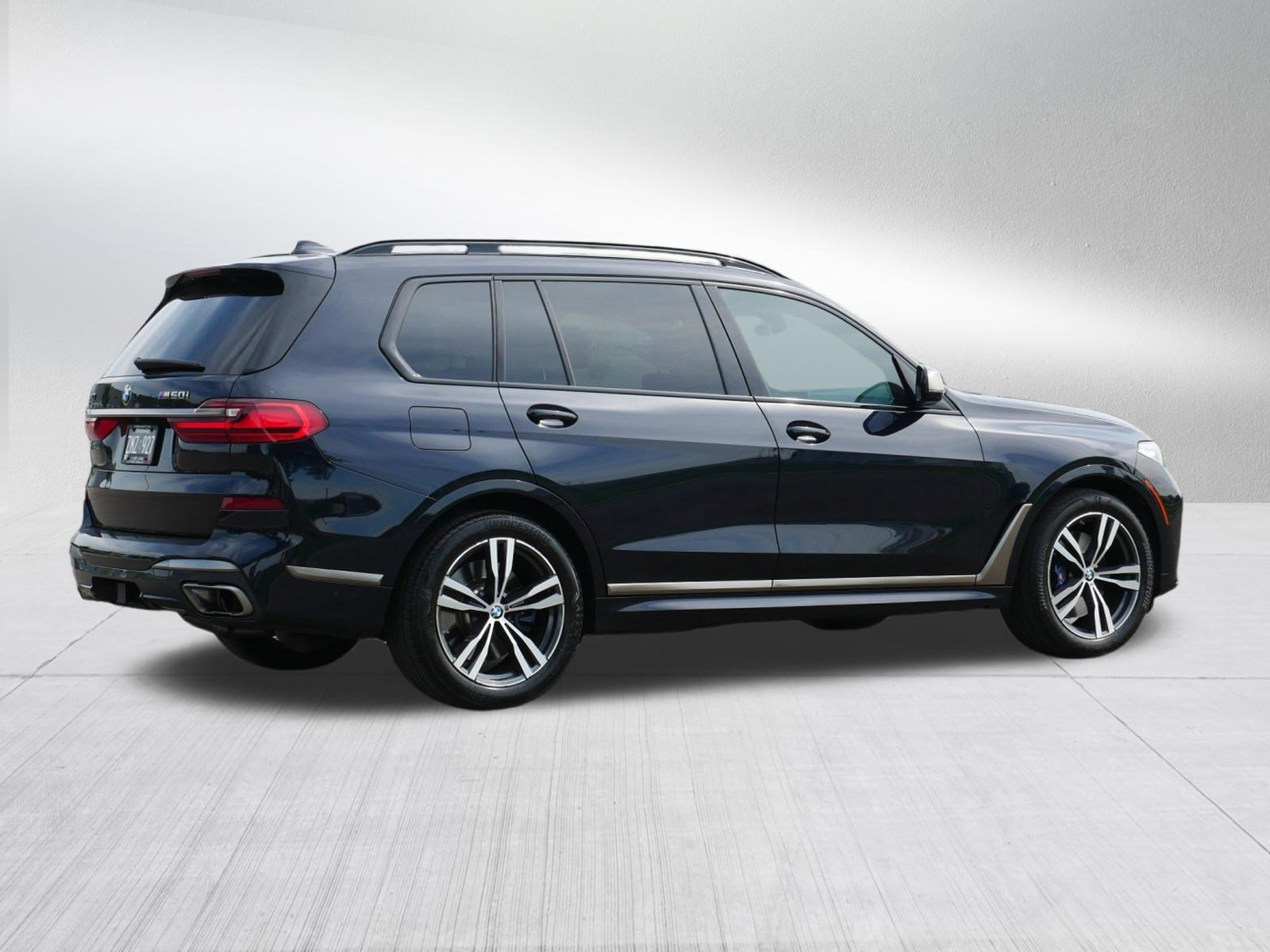Used 2020 BMW X7 M50i w/ Executive Package AWD/4WD image 5