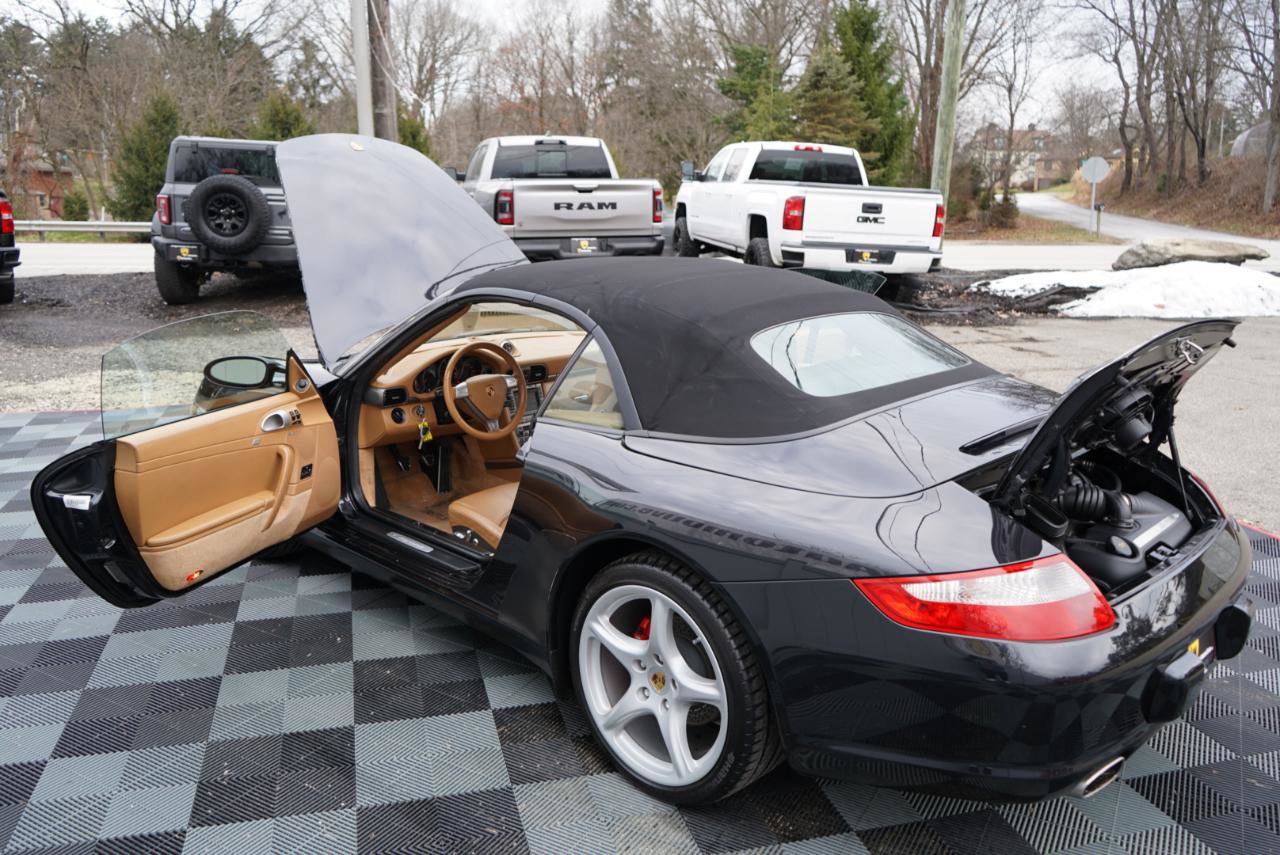 Used 2005 Porsche 911 Carrera image 94