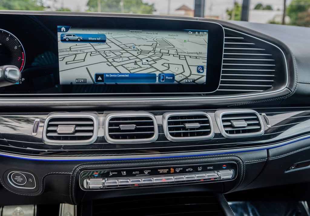 Used 2025 Mercedes-Benz Maybach GLS 600 4MATIC image 11
