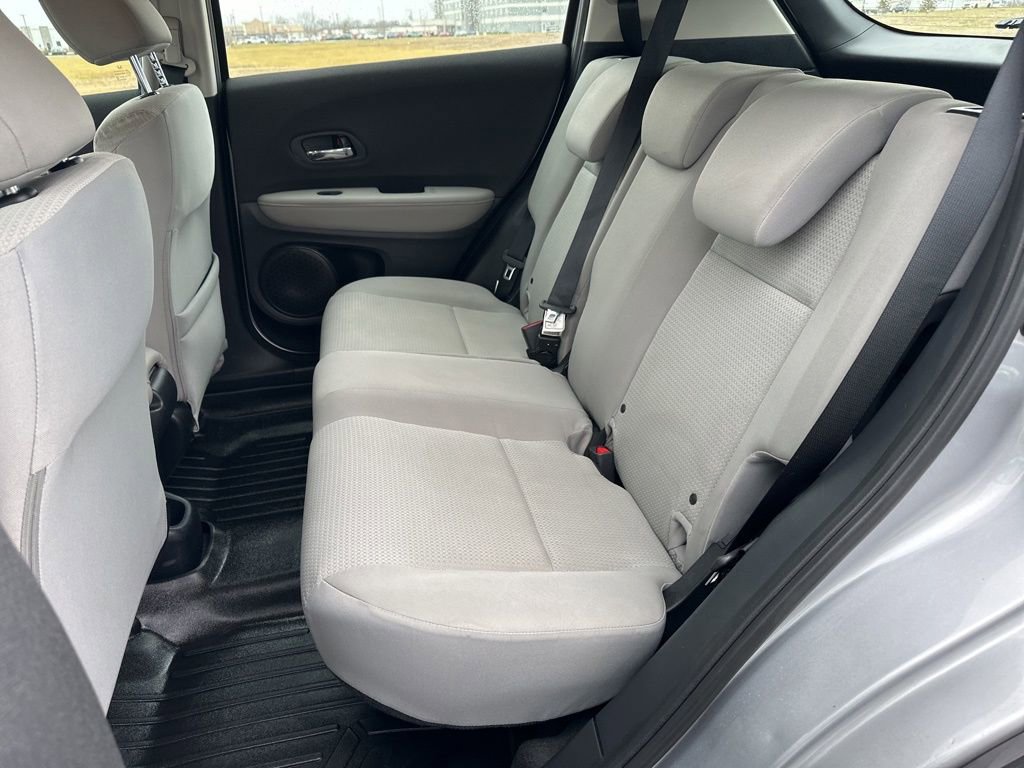Used 2022 Honda HR-V LX image 14