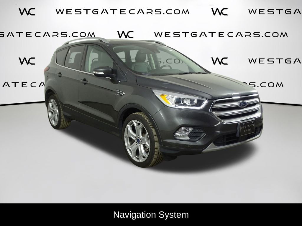 Used 2019 Ford Escape Titanium video 2
