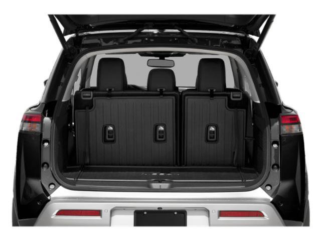 Used 2024 Nissan Pathfinder Platinum w/ Cargo Package AWD/4WD image 14