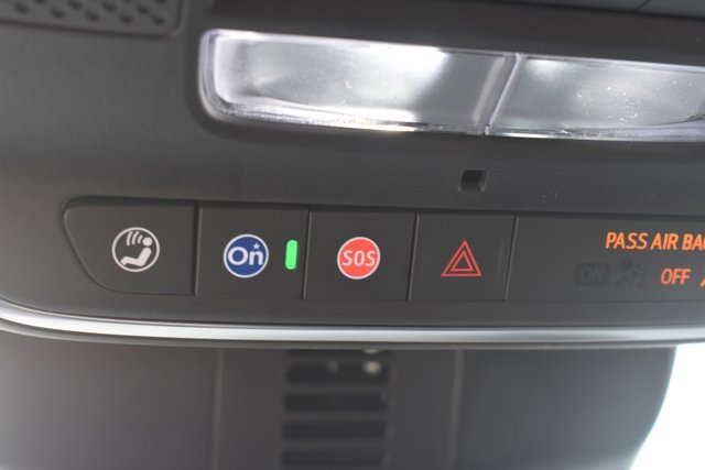 New 2026 Chevrolet Traverse RS w/ LPO, Floor Liner Package FWD image 31