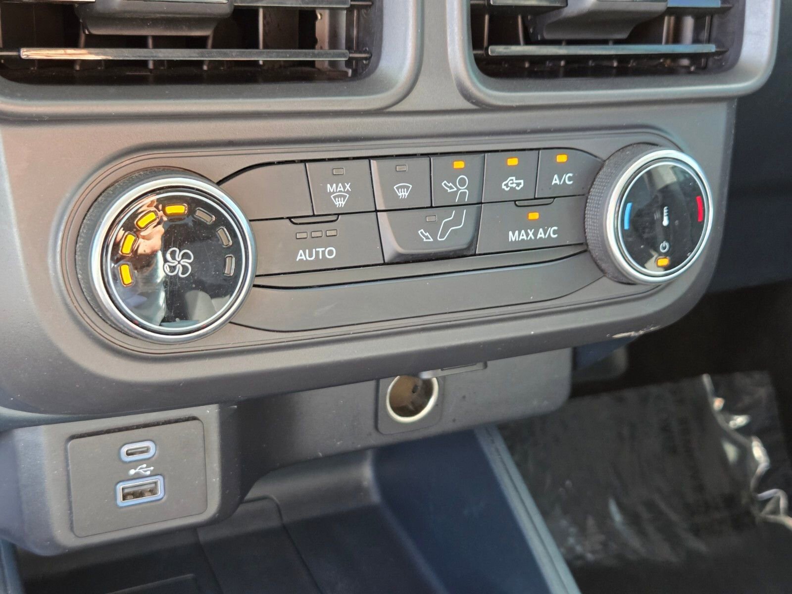 Certified 2023 Ford Maverick XL FWD image 22