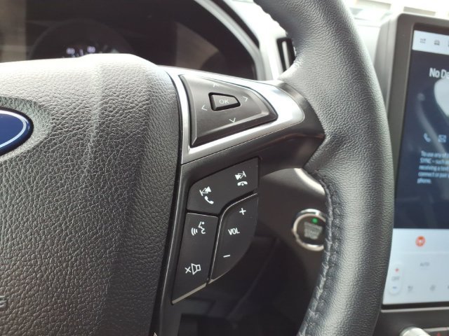 Certified 2024 Ford Edge SEL w/ Convenience Package AWD/4WD image 15