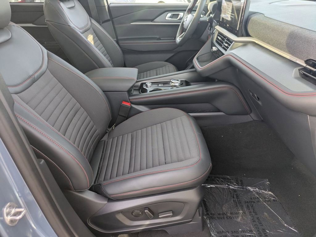 New 2026 Ford Explorer ST-Line w/ ST-Line Street Pack image 48