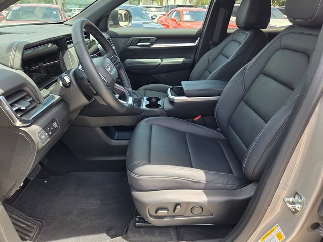 Used 2026 GMC Terrain Elevation w/ Elevation Premium Package image 4