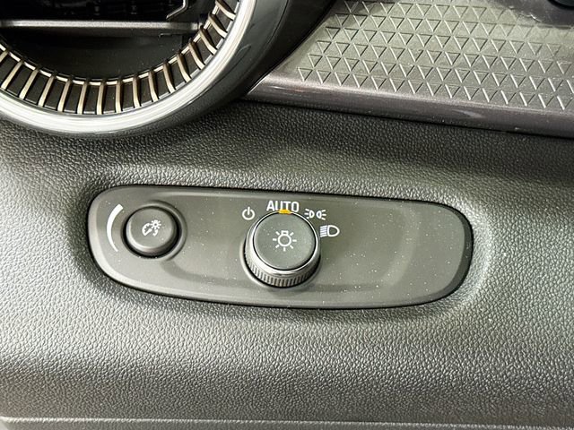 New 2026 Chevrolet Trax ACTIV w/ Sunroof Package image 11