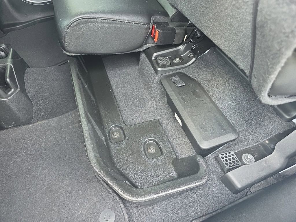 Used 2021 Jeep Gladiator Overland w/ Popular Equipment Package image 30