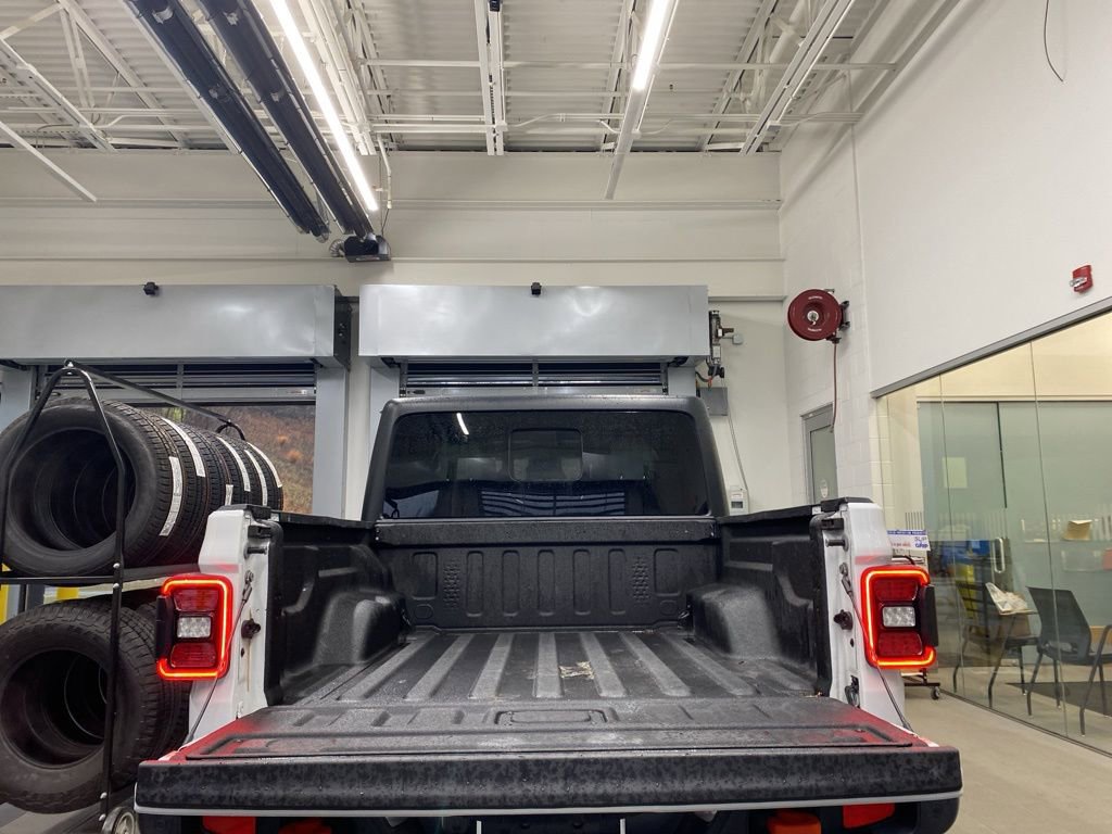 Certified 2021 Jeep Gladiator Mojave image 15