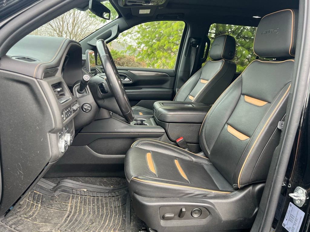 Used 2022 GMC Yukon AT4 w/ Technology Package image 8