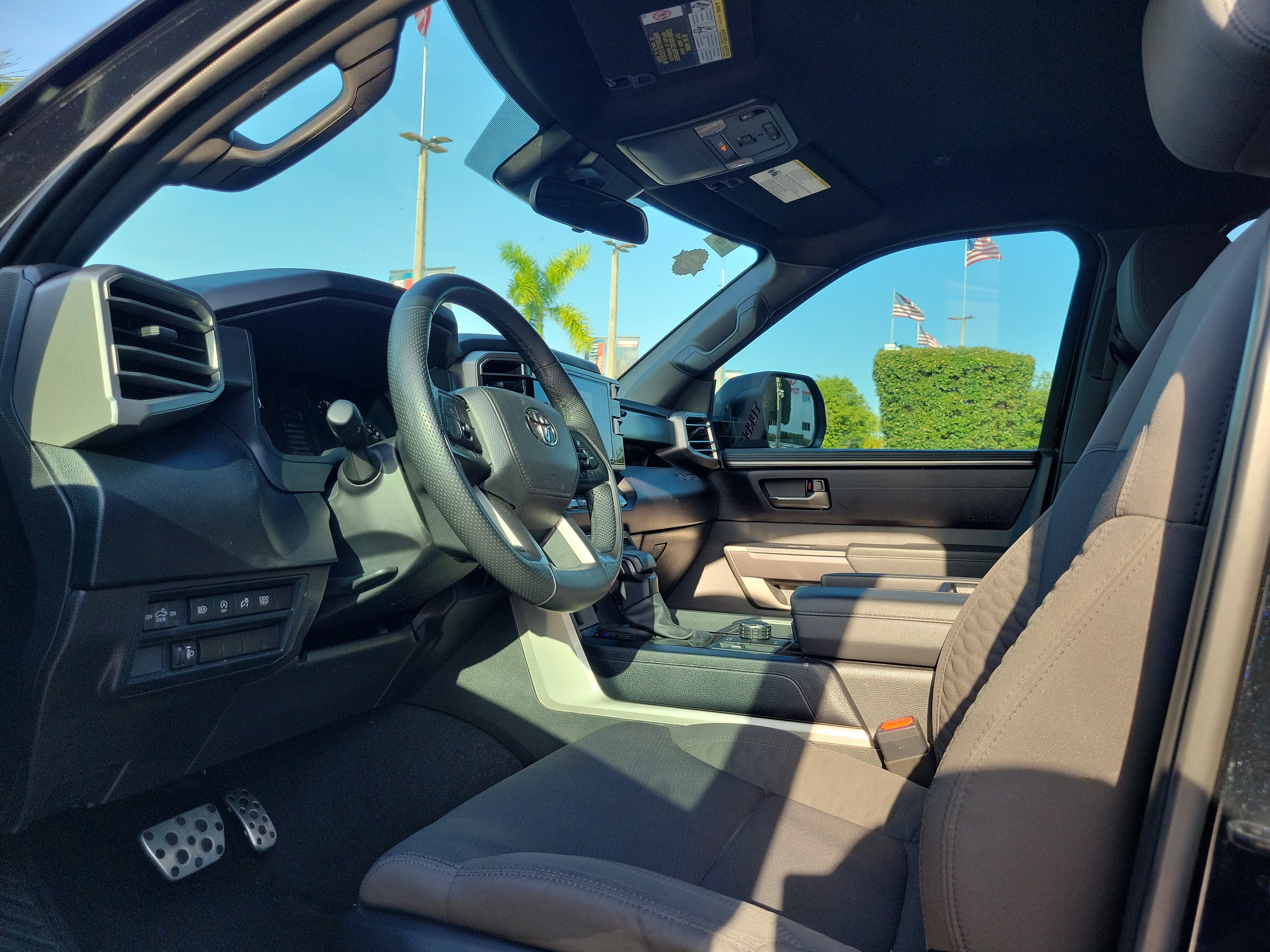 Used 2025 Toyota Tundra SR5 w/ TRD Off-Road Package AWD/4WD image 19