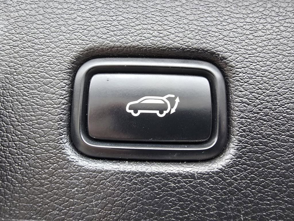 Used 2020 Kia Telluride EX w/ EX Premium Package image 19