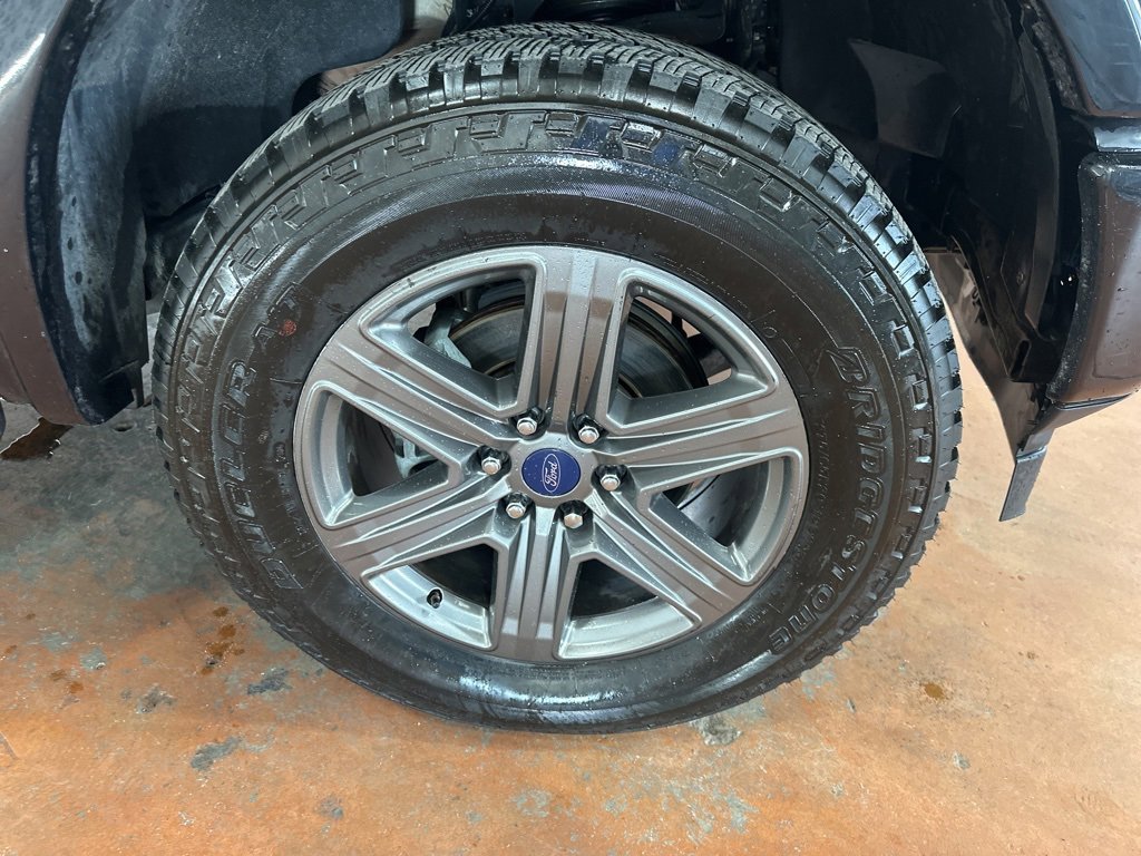 Used 2020 Ford F150 Lariat image 10