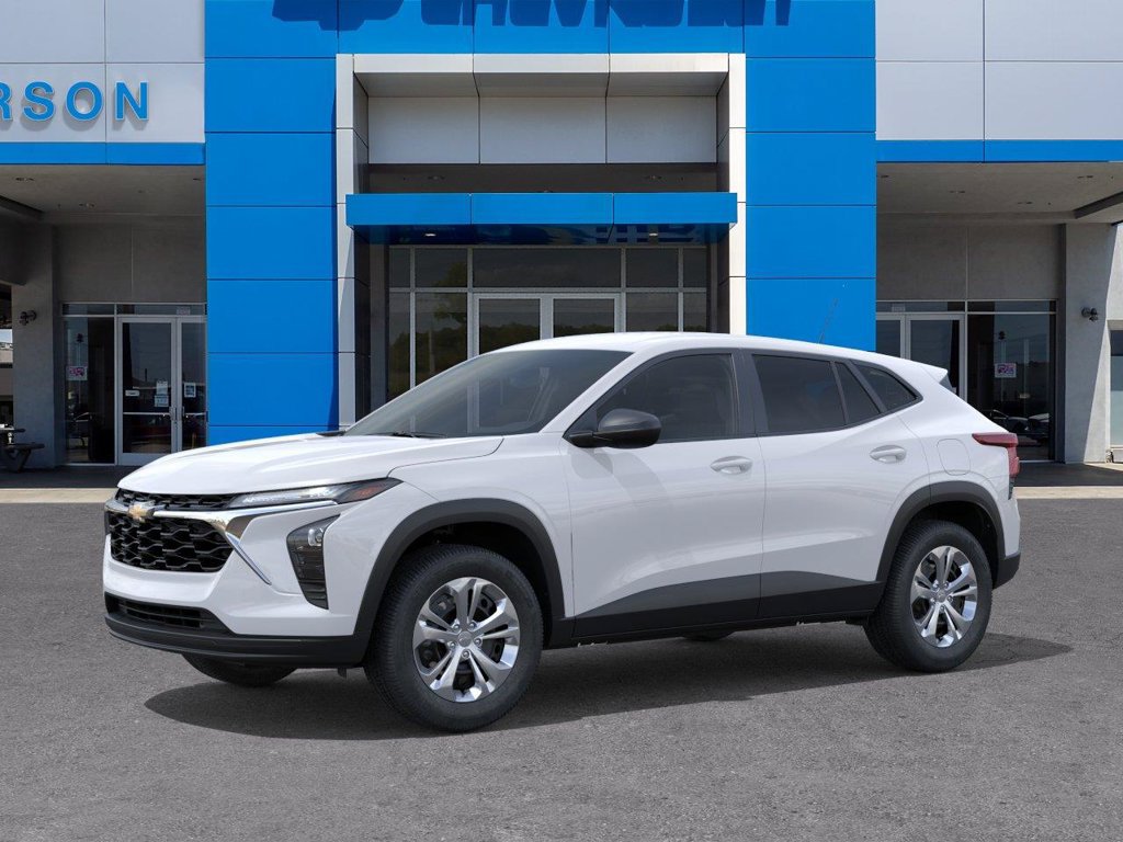 New 2026 Chevrolet Trax LS w/ Driver Confidence Package FWD image 2