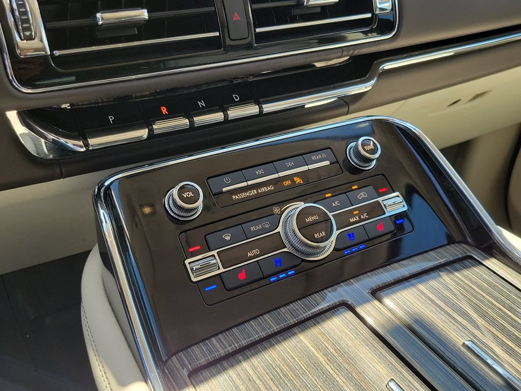 Certified 2023 Lincoln Navigator L Black Label AWD/4WD image 29