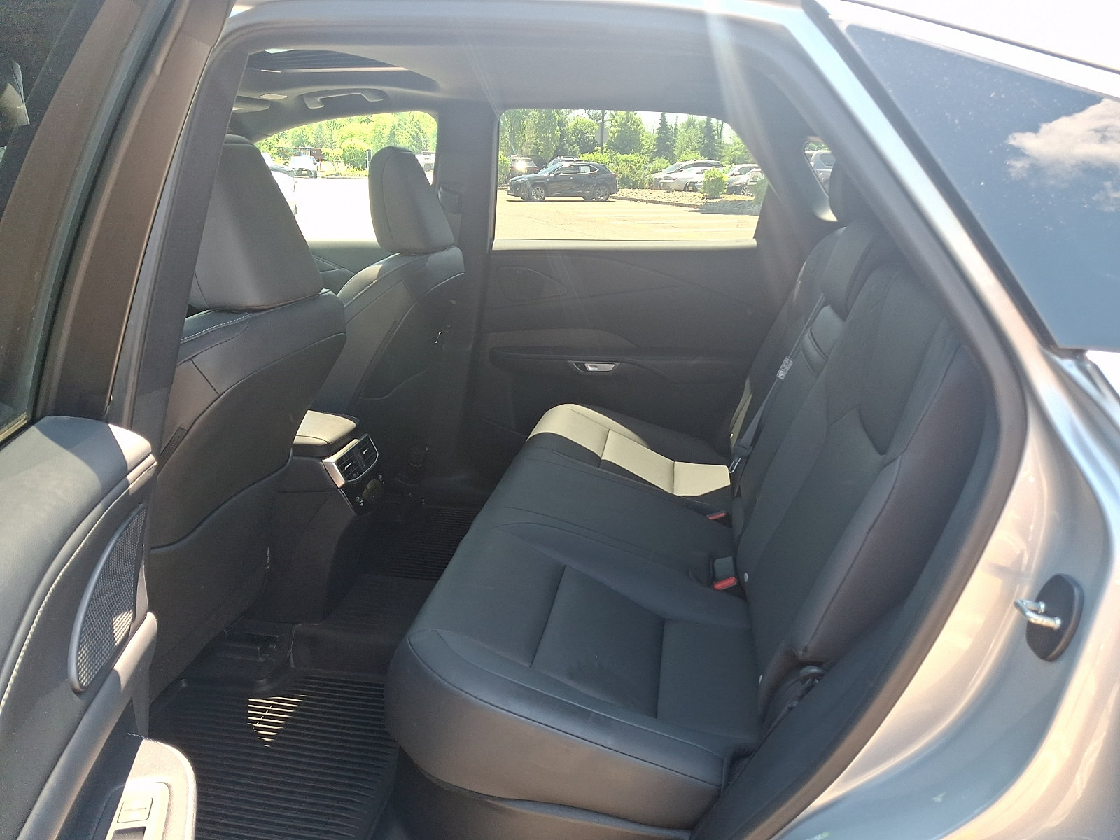 Certified 2023 Lexus RX 350 Premium w/ Accessory Package AWD/4WD image 11
