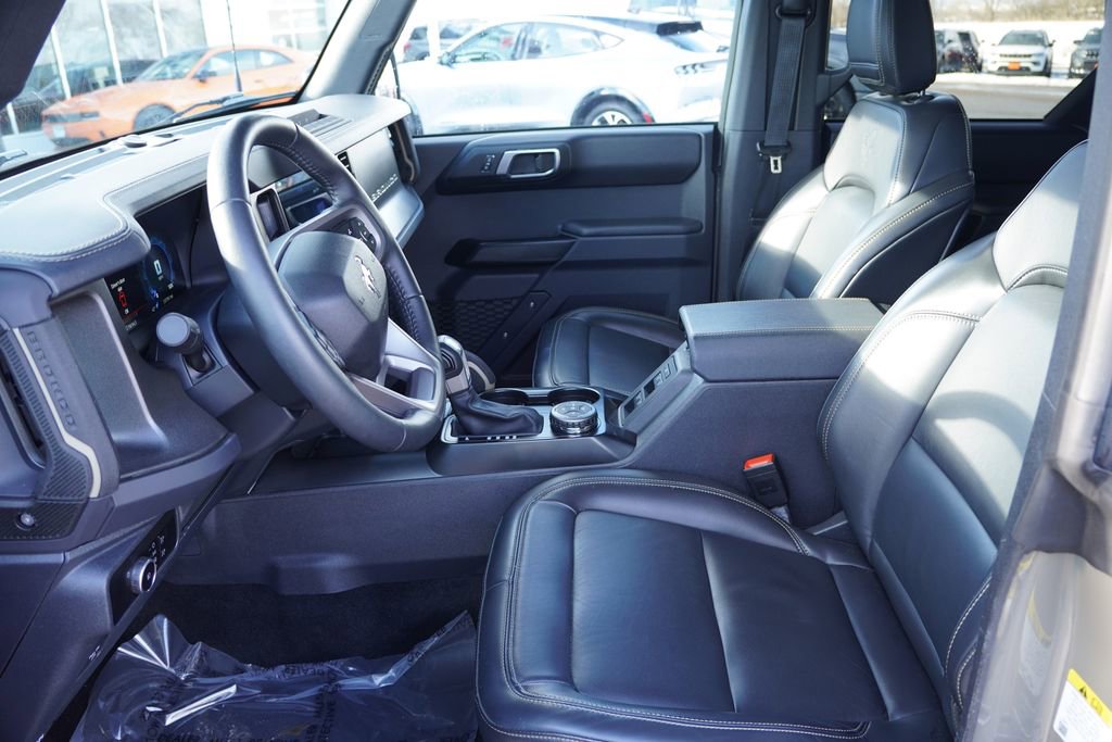 Certified 2025 Ford Bronco Badlands AWD/4WD image 16