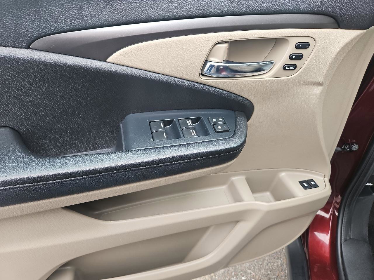 Used 2022 Honda Pilot Special Edition image 16