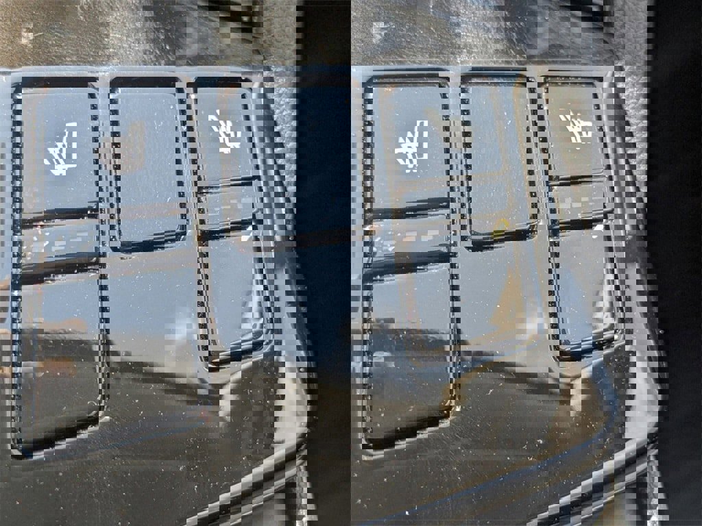 New 2024 Kia Sportage EX image 21