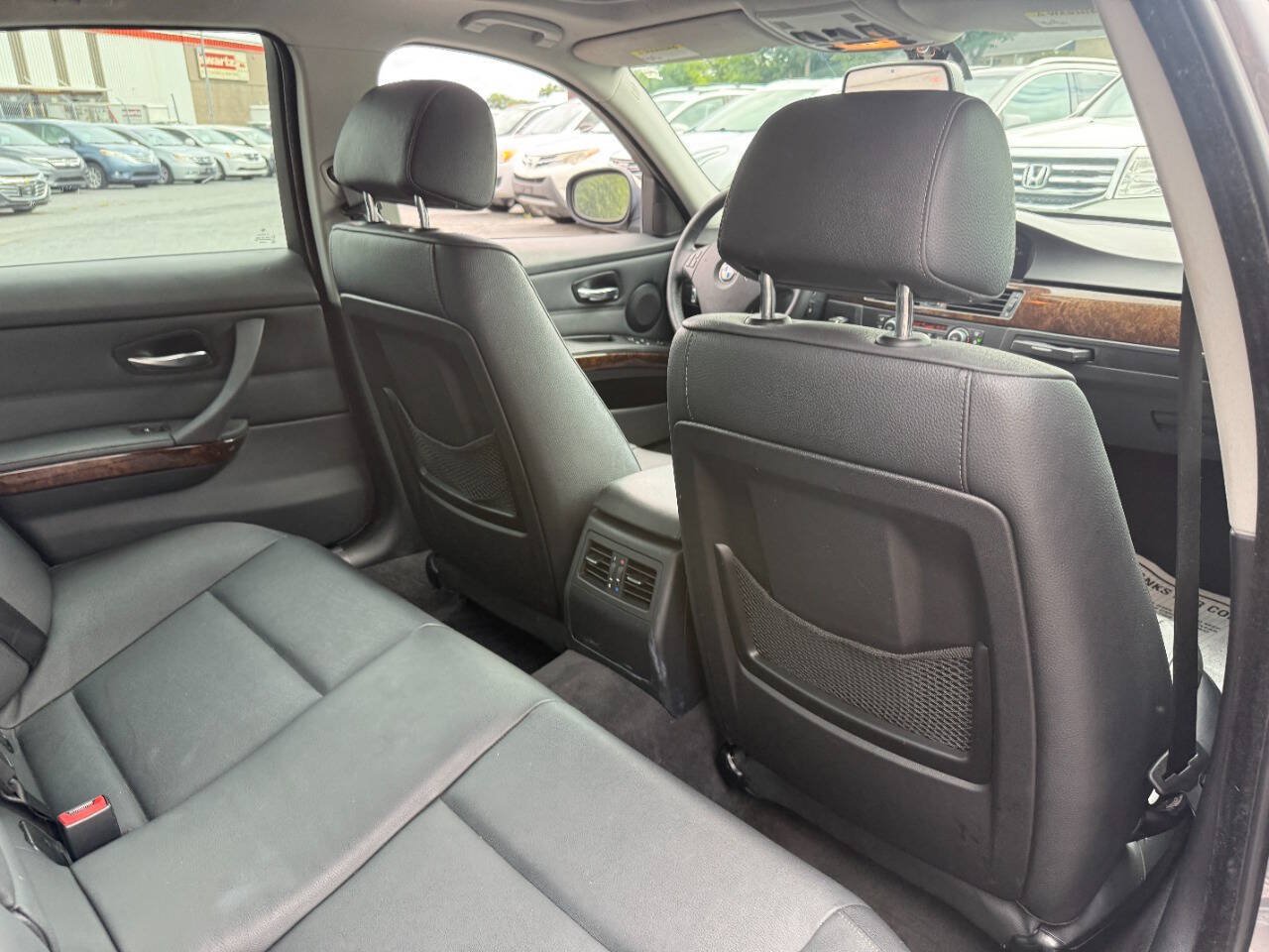 Used 2009 BMW 328i xDrive Sedan AWD/4WD image 30