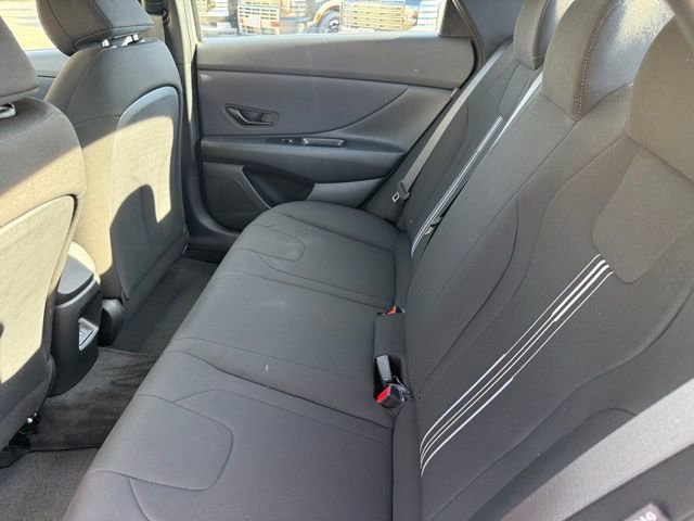 Certified 2025 Hyundai Elantra Sport image 24