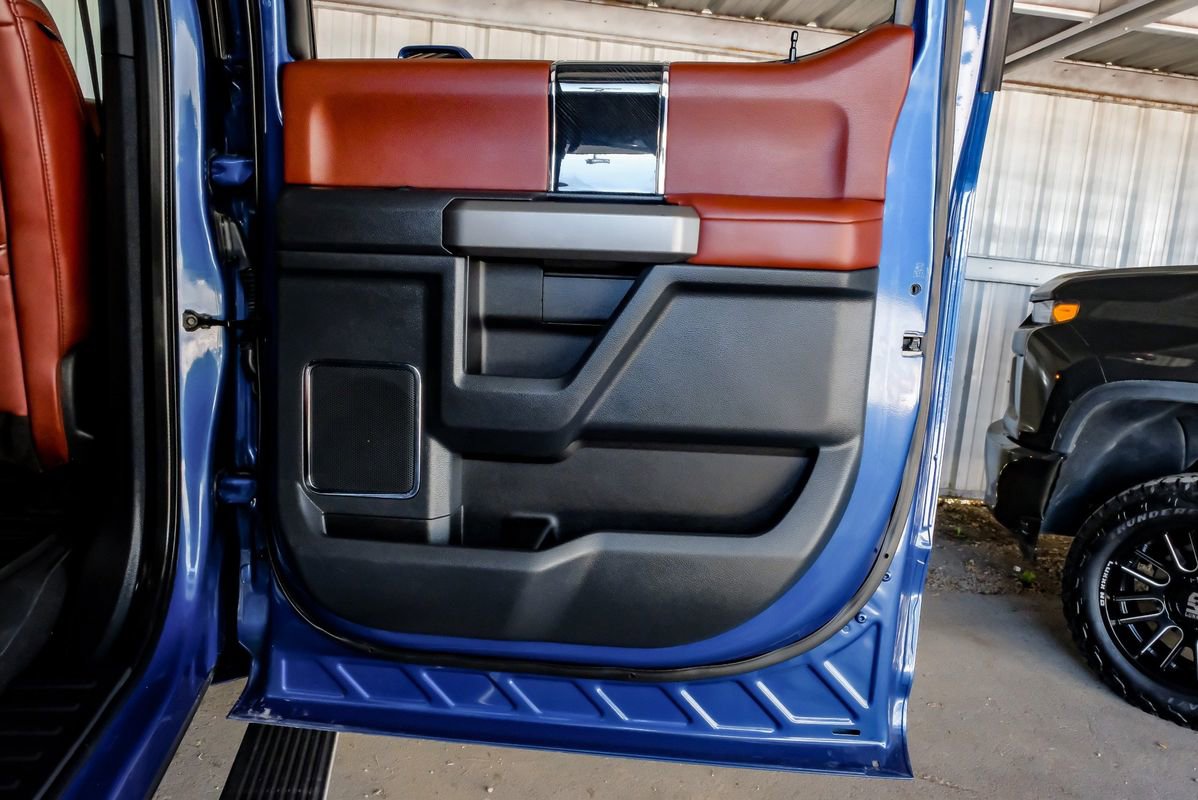 Used 2022 Ford F450 Platinum w/ FX4 Off-Road Package image 45