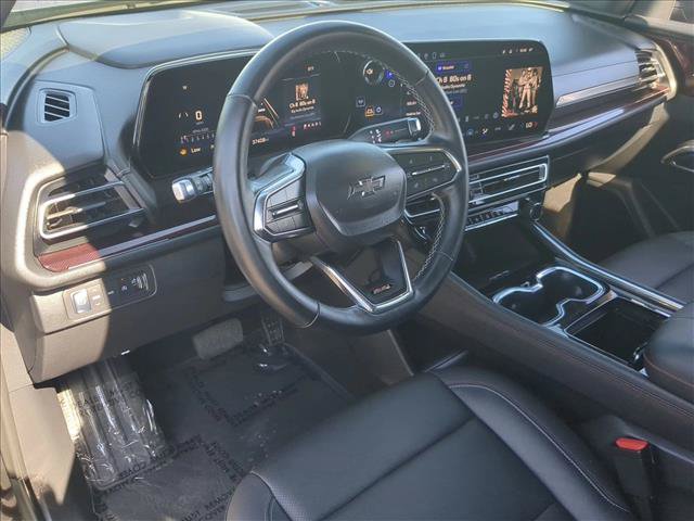Used 2025 Chevrolet Traverse Z71 AWD/4WD image 10