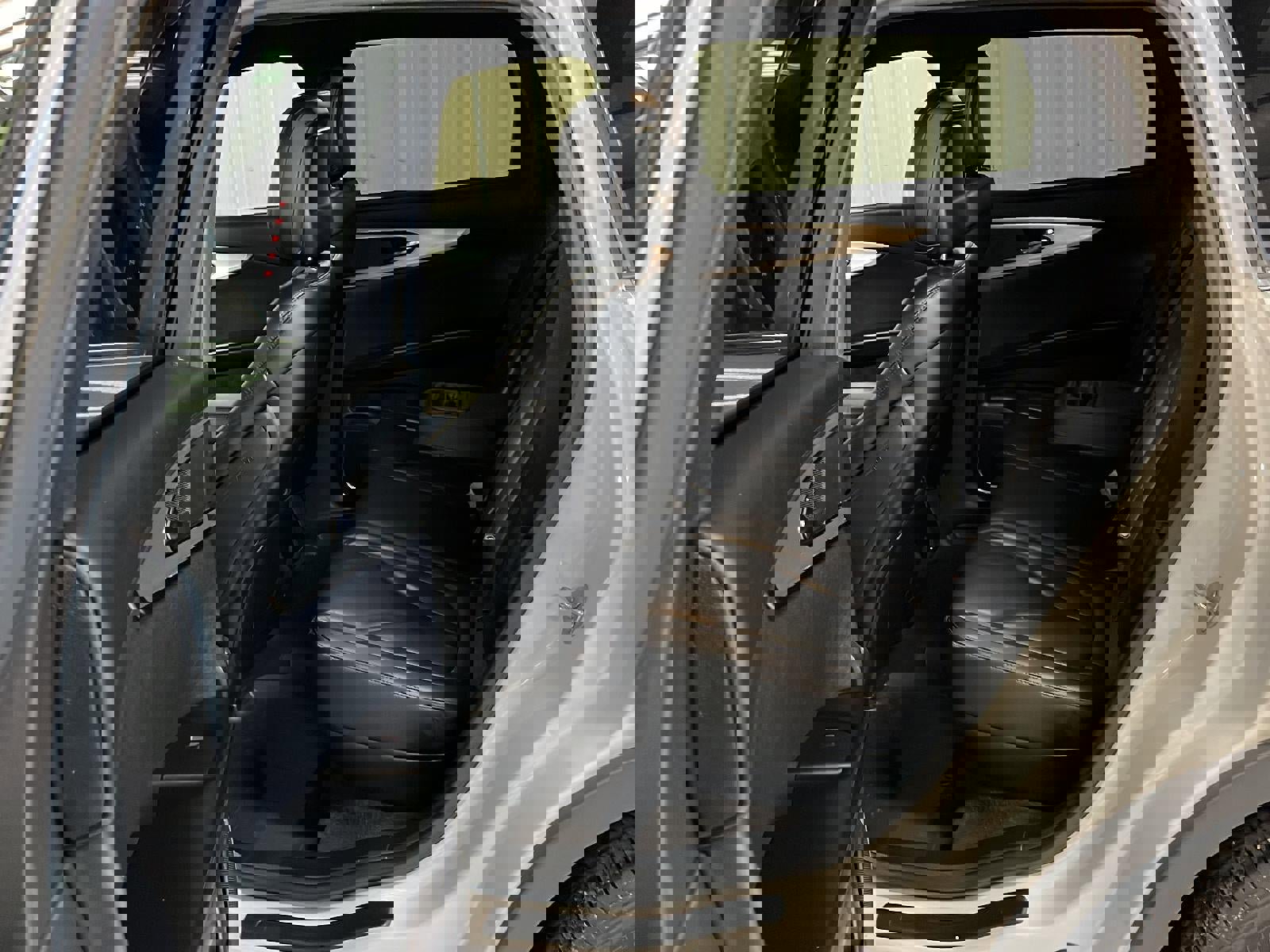 Used 2020 Lincoln Nautilus Standard w/ Equipment Group 101A image 12