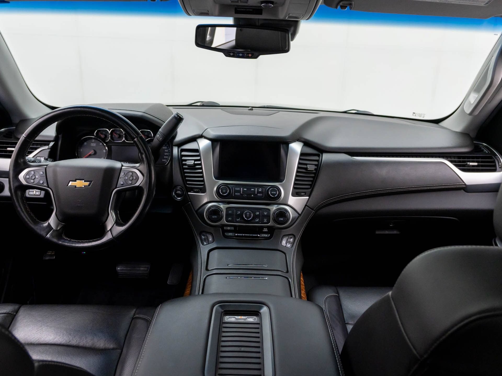 Used 2019 Chevrolet Tahoe Premier AWD/4WD image 9
