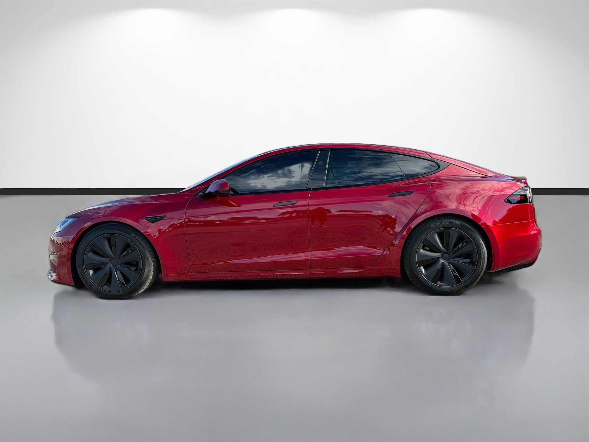 Used 2025 Tesla Model S AWD/4WD image 6