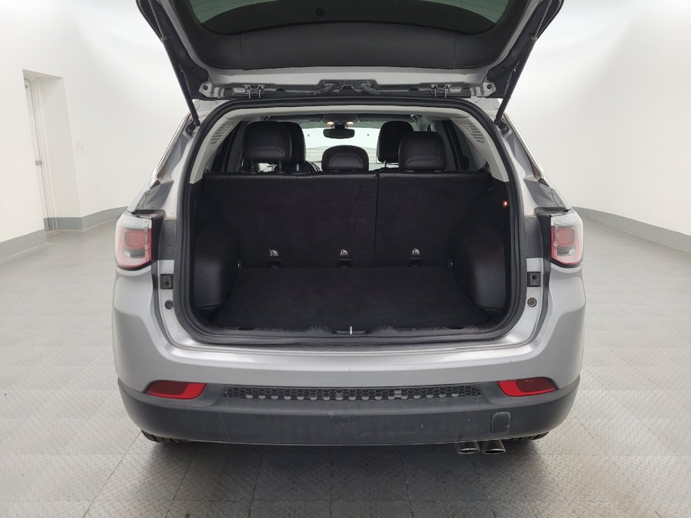 Used 2019 Jeep Compass Limited FWD image 29