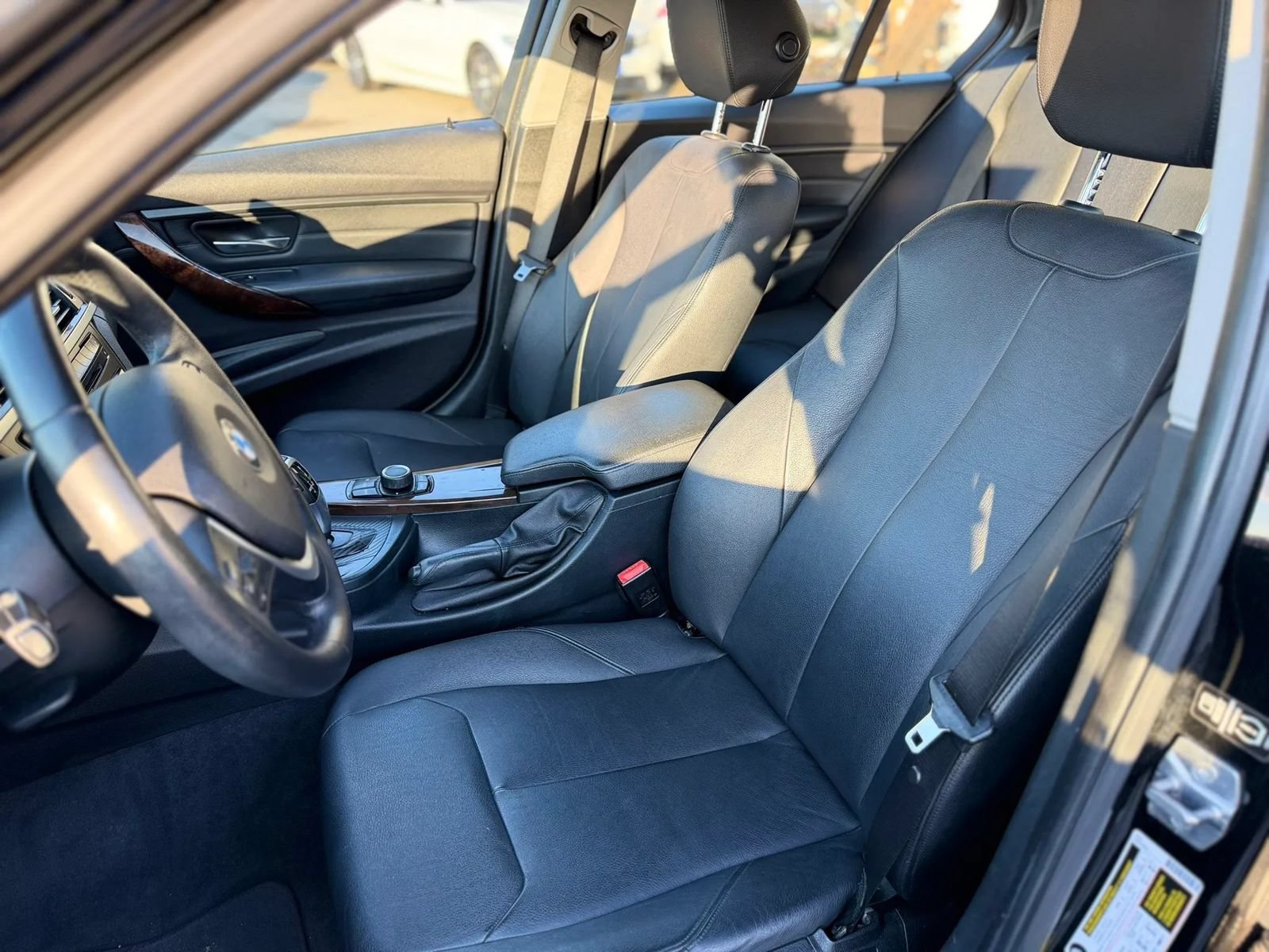 Used 2015 BMW 328i xDrive Sedan AWD/4WD image 16
