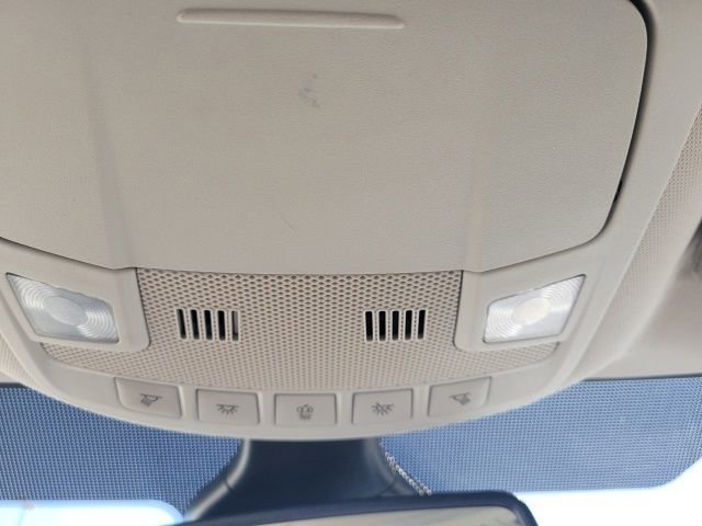 Used 2024 Ford Edge SEL image 12