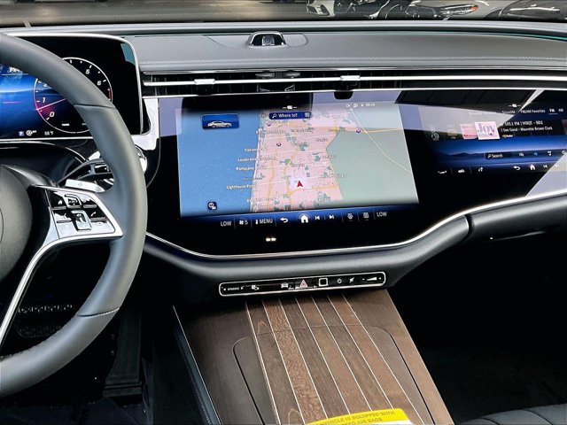 New 2027 Mercedes-Benz E 450 4MATIC Sedan image 9