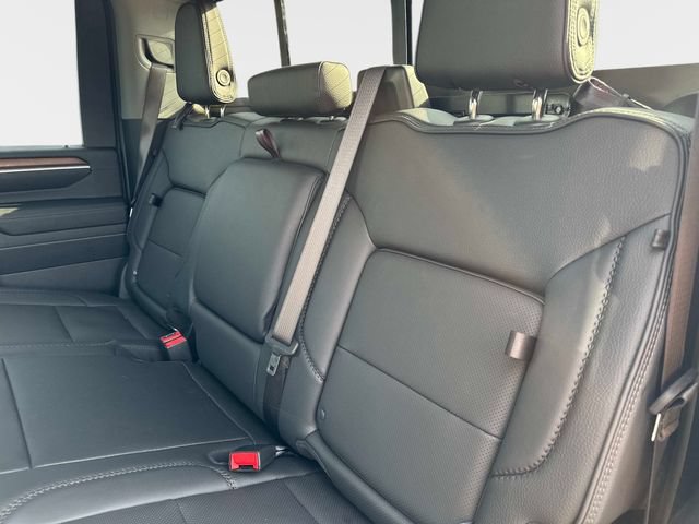 Used 2025 GMC Sierra 2500 Denali w/ Technology Package AWD/4WD image 10