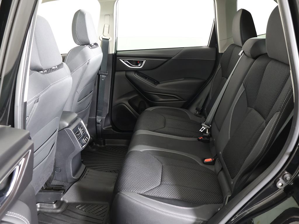 Used 2024 Subaru Forester Premium image 36