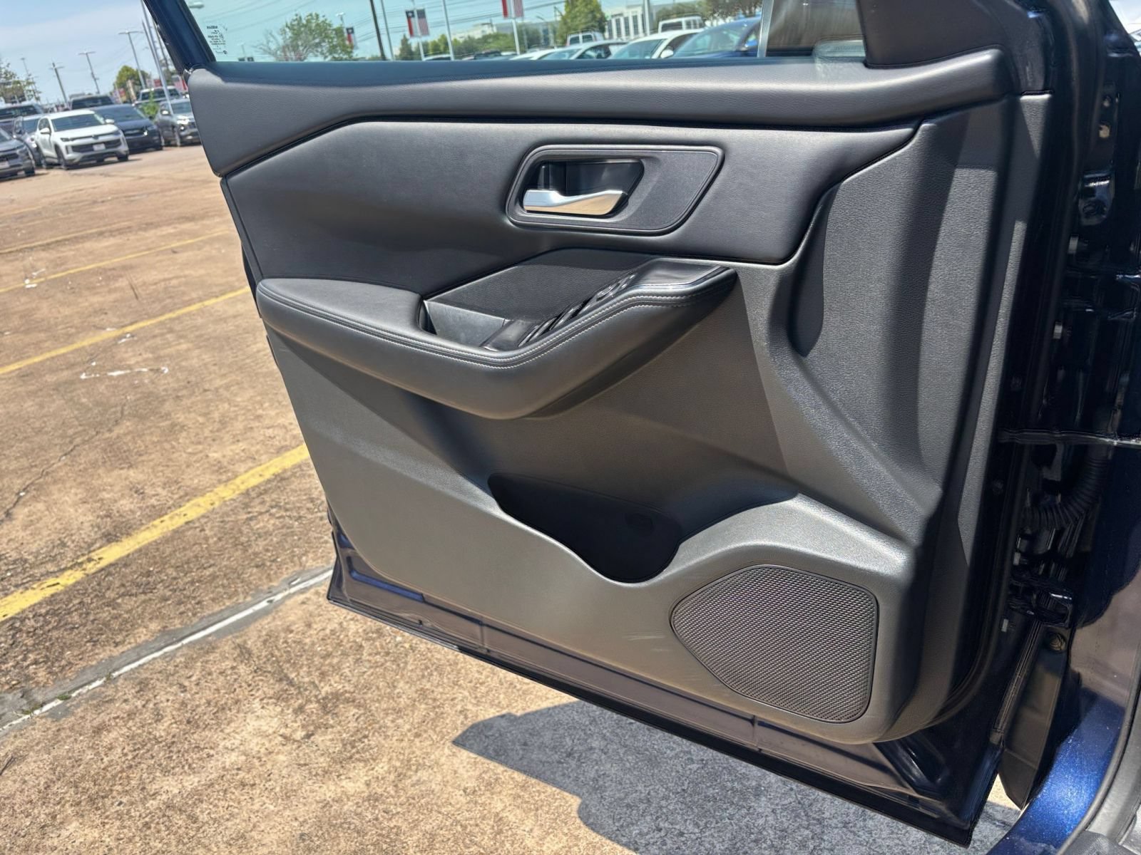 Used 2026 Nissan Rogue SV AWD/4WD image 18