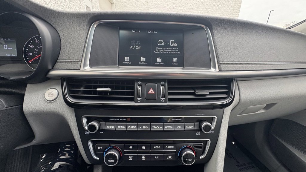 Used 2018 Kia Optima EX w/ Premium Package image 22