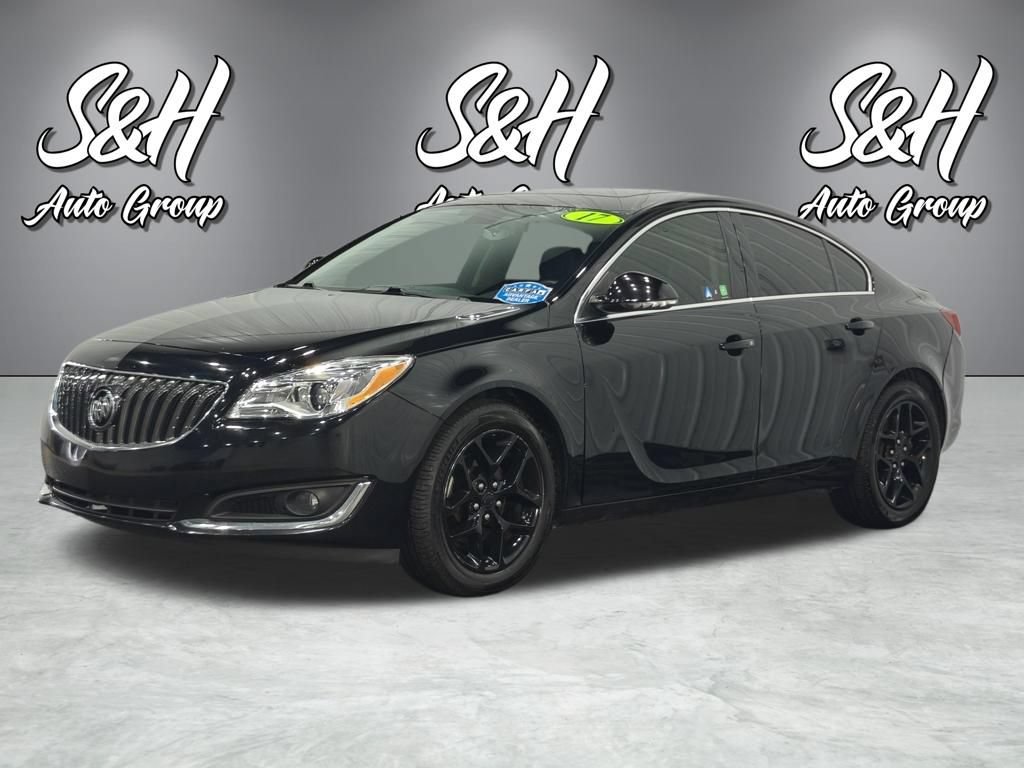 Used 2017 Buick Regal Sport Touring FWD image 14