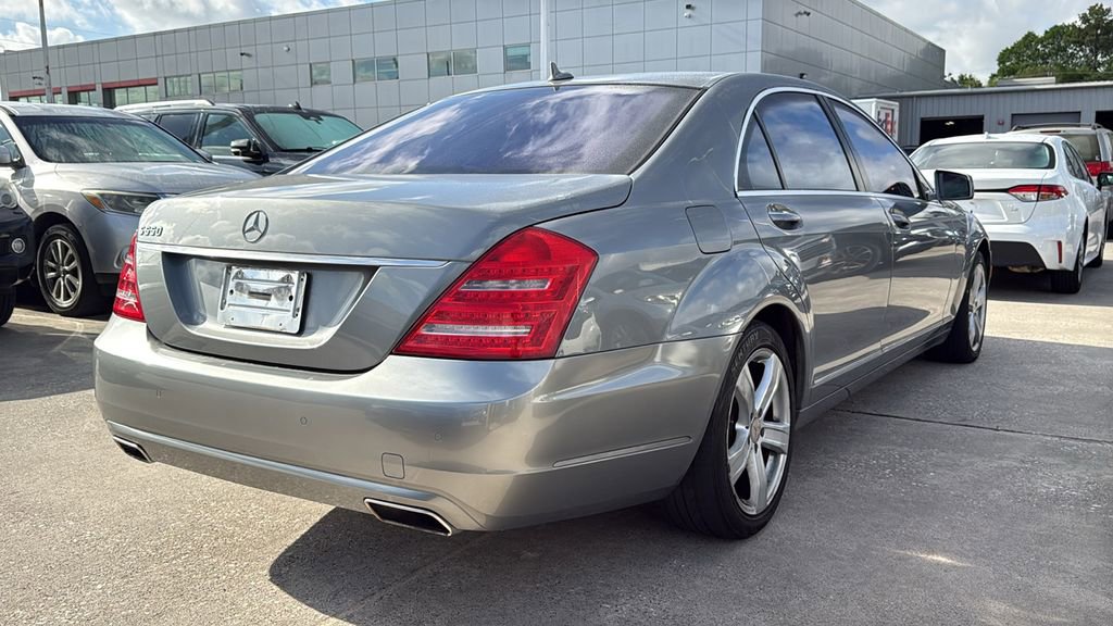 Used 2011 Mercedes-Benz S 550 image 3