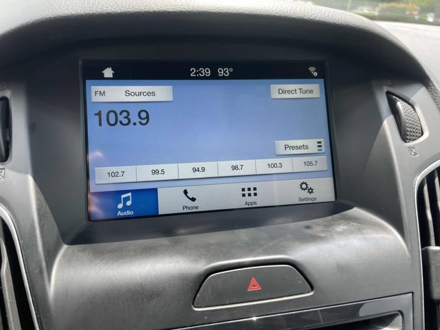 Used 2018 Ford Focus SEL FWD image 33