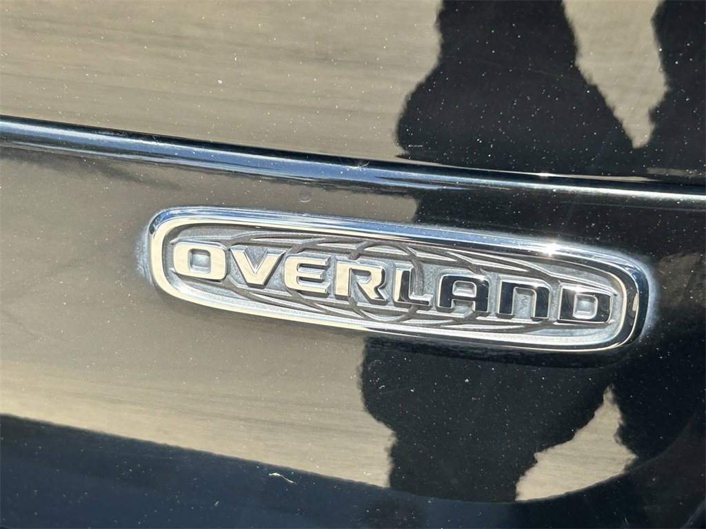 Used 2021 Jeep Grand Cherokee L Overland image 12