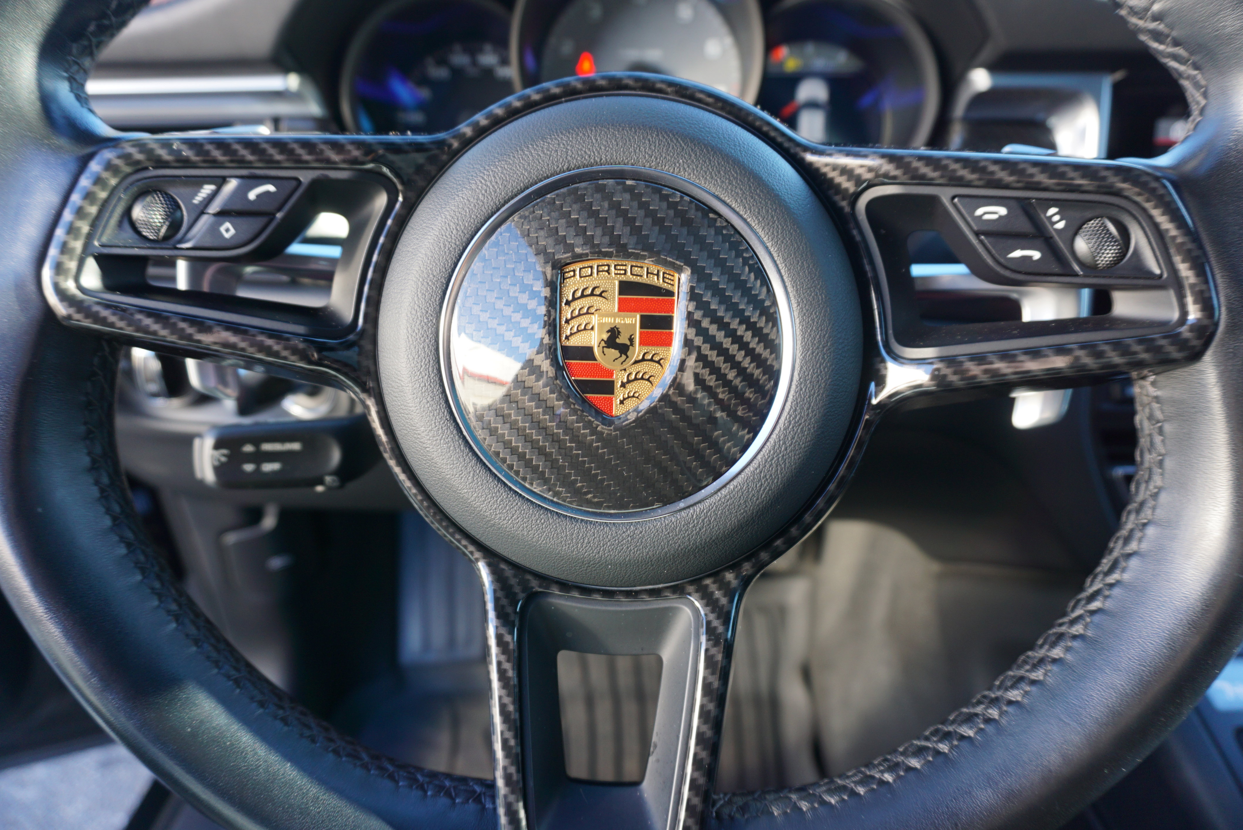 Used 2021 Porsche Macan S image 9