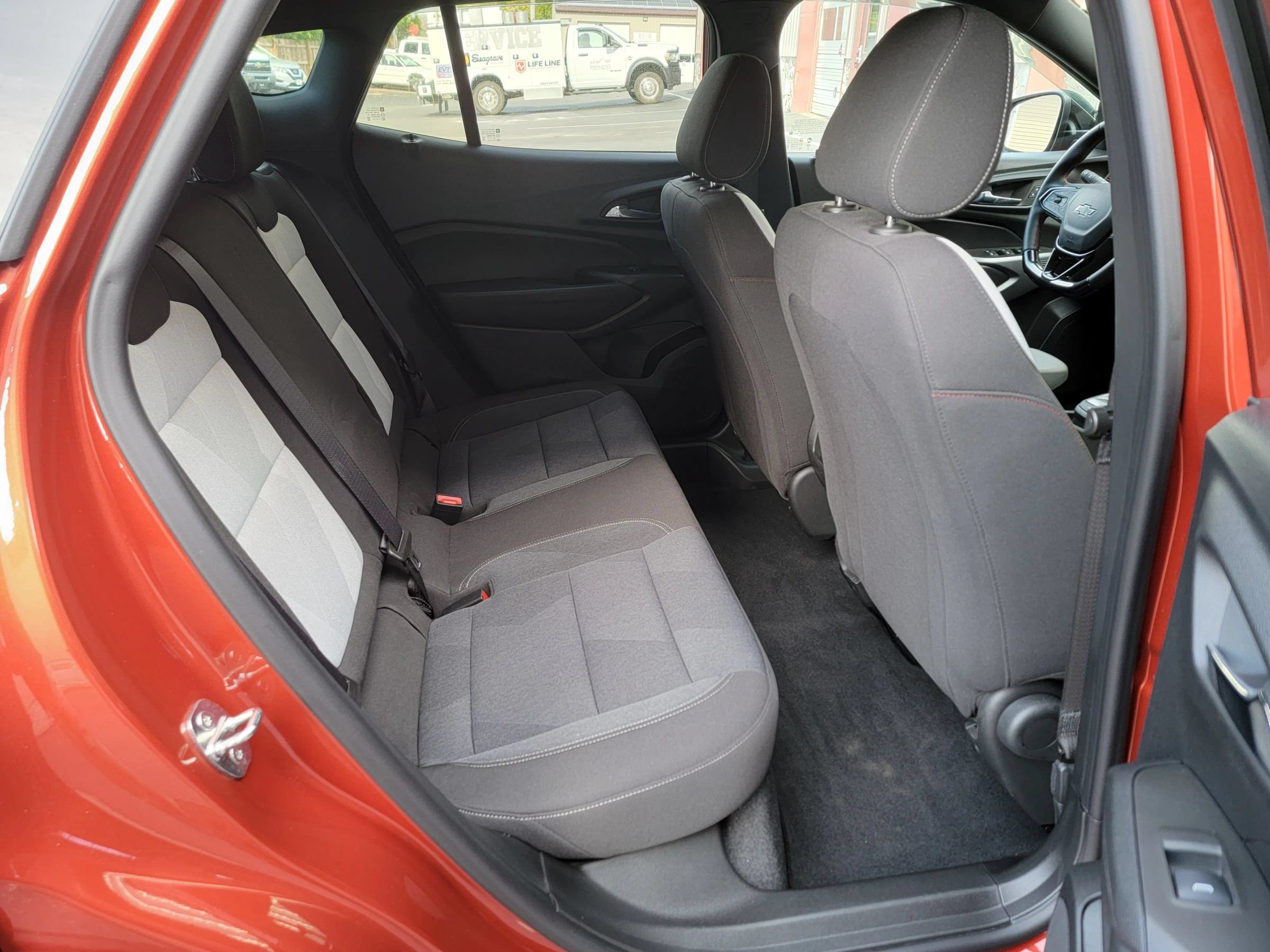 Used 2024 Chevrolet Trax RS w/ Driver Confidence Package FWD image 14