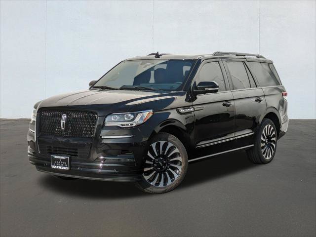 Used 2024 Lincoln Navigator Reserve AWD/4WD image 1