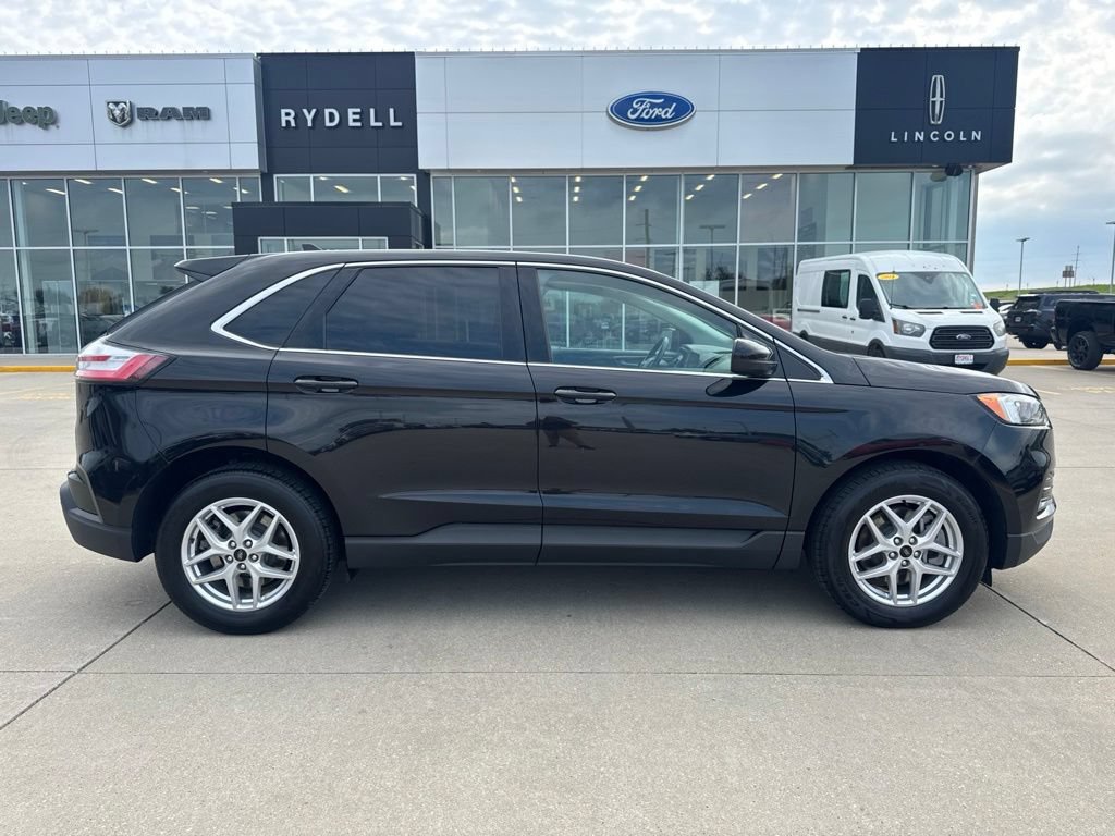 Used 2024 Ford Edge SEL AWD/4WD image 2